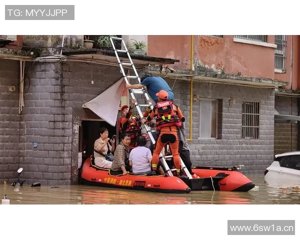 全国多地暴雨引发洪涝灾害 多省发布紧急应对措施救援工作持续展开
